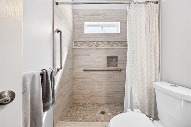 1524 Lake Heights Circle, Dacula, GA 30019