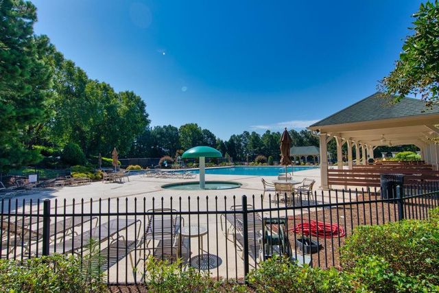 1524 Lake Heights Circle, Dacula, GA 30019