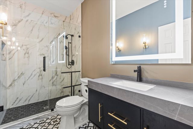 4223 Castle Rock Court, Irving, TX 75038