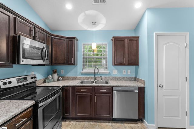 4 Vista Rose Court, Anderson, SC 29621