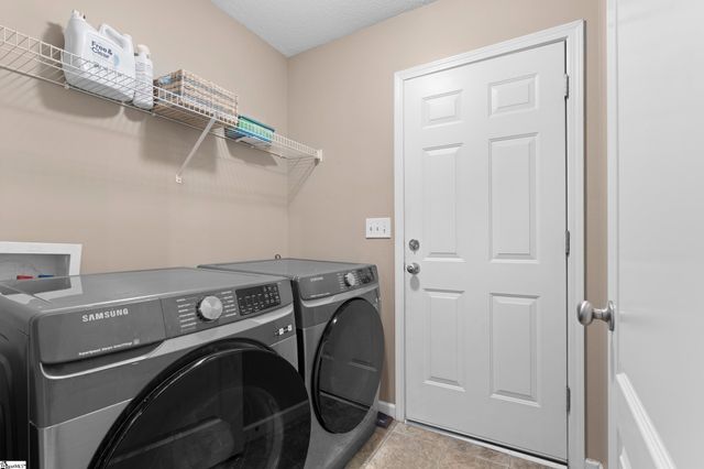 4 Vista Rose Court, Anderson, SC 29621