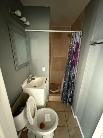 4001 Fitzhugh Avenue, Fort Worth, TX 76105