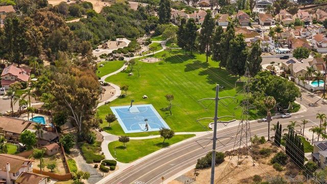 971 969-973 E J St, Chula Vista, CA 91910