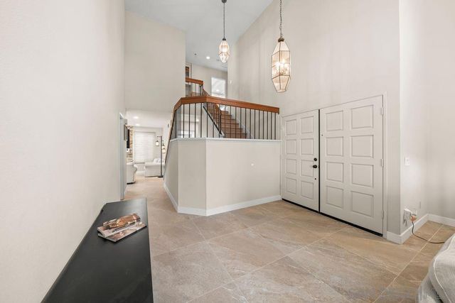 971 969-973 E J St, Chula Vista, CA 91910