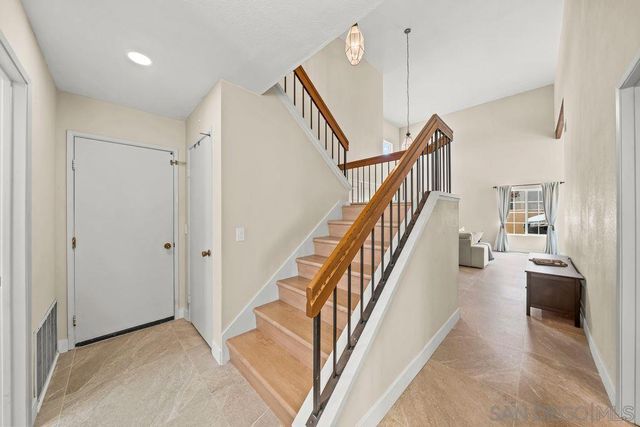 971 969-973 E J St, Chula Vista, CA 91910