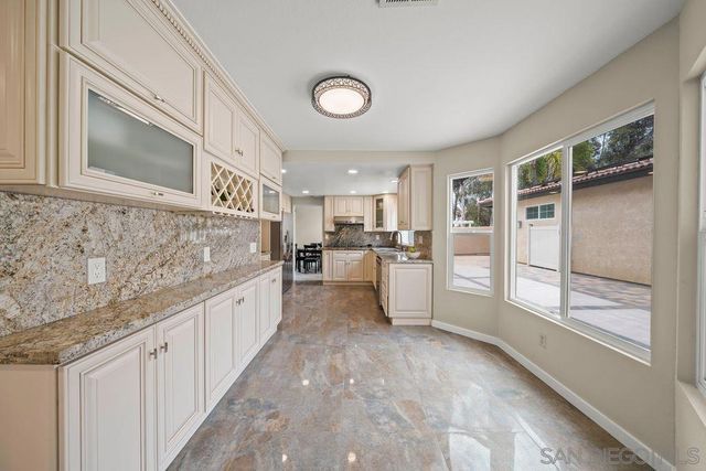 971 969-973 E J St, Chula Vista, CA 91910