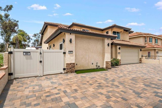 971 969-973 E J St, Chula Vista, CA 91910