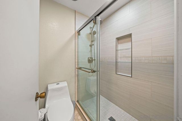 971 969-973 E J St, Chula Vista, CA 91910