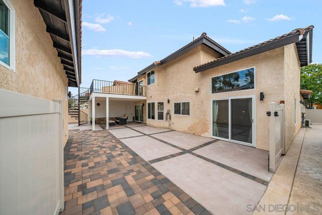 971 969-973 E J St, Chula Vista, CA 91910