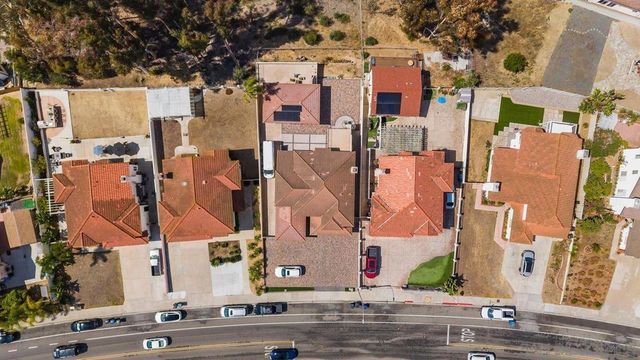 971 969-973 E J St, Chula Vista, CA 91910