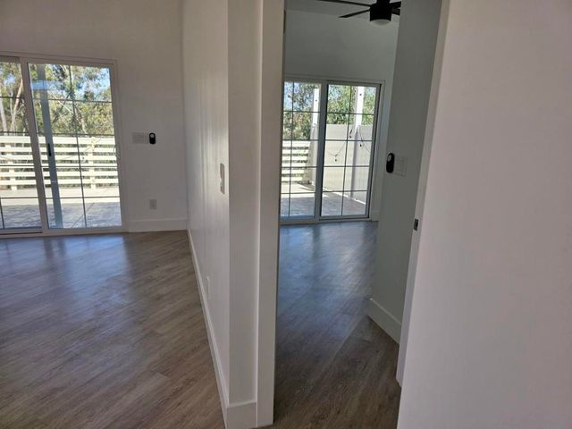 971 969-973 E J St, Chula Vista, CA 91910