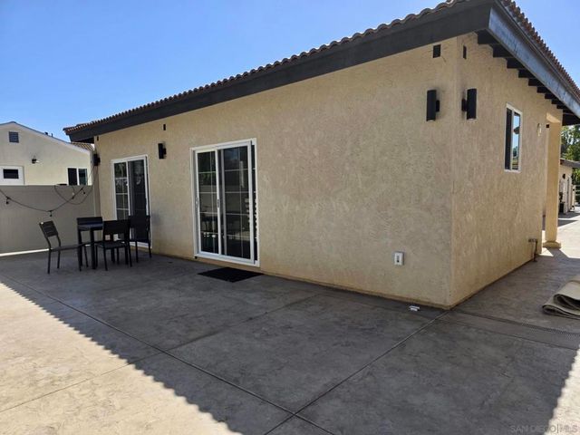 971 969-973 E J St, Chula Vista, CA 91910
