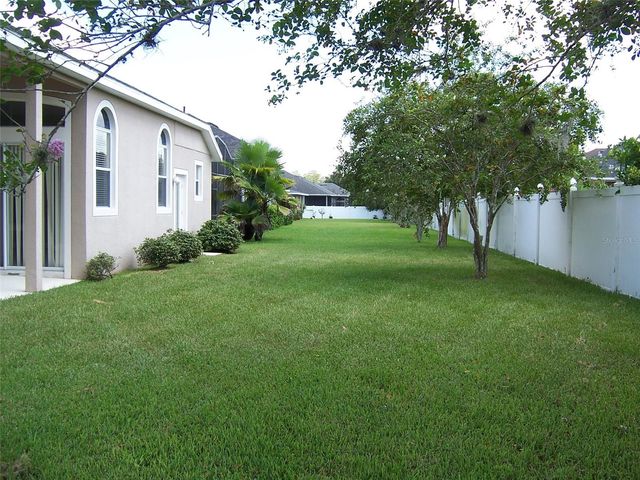 2748 BLOWING BREEZE WAY, Orlando, FL 32820