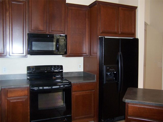 2748 BLOWING BREEZE WAY, Orlando, FL 32820