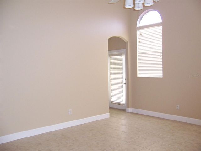 2748 BLOWING BREEZE WAY, Orlando, FL 32820