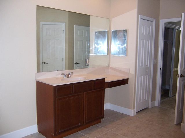 2748 BLOWING BREEZE WAY, Orlando, FL 32820