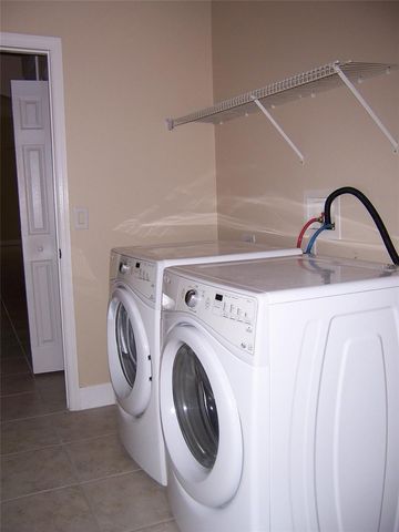 2748 BLOWING BREEZE WAY, Orlando, FL 32820