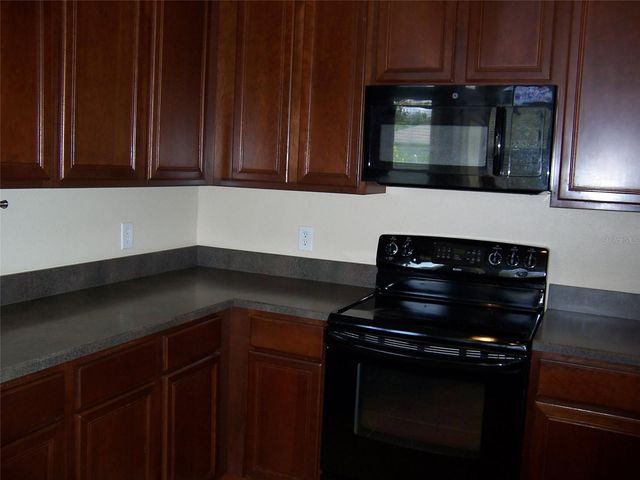 2748 BLOWING BREEZE WAY, Orlando, FL 32820