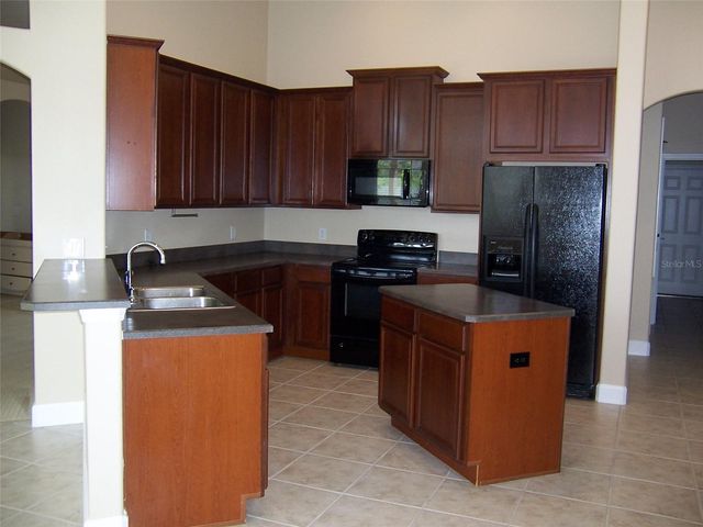 2748 BLOWING BREEZE WAY, Orlando, FL 32820