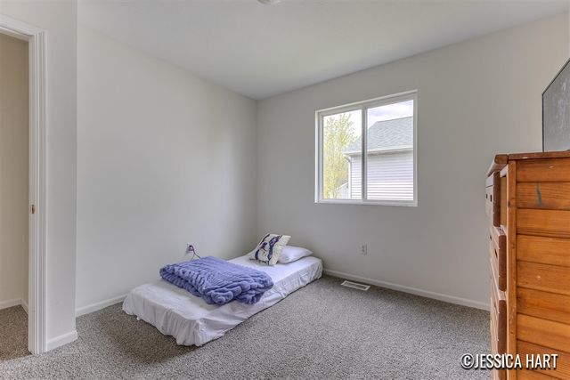 321 Pioneer Trail, Cedar Springs, MI 49319