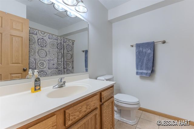321 Pioneer Trail, Cedar Springs, MI 49319