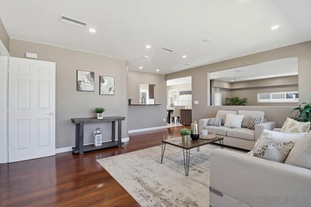 6411 Bradford Street, San Diego, CA 92115