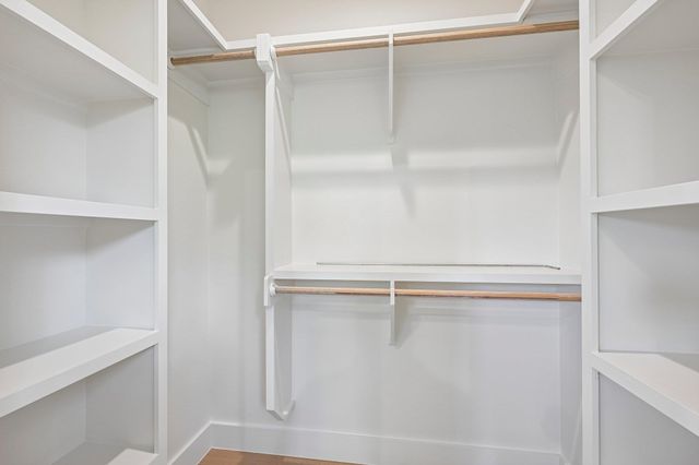 513 W Odell ST B, Austin, TX 78752
