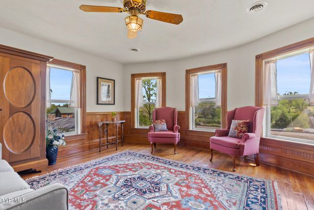 210 Evergreen Street, Glade Spring, VA 24340
