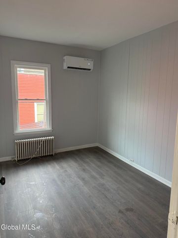 8 Farrell Street, Mechanicville, NY 12118