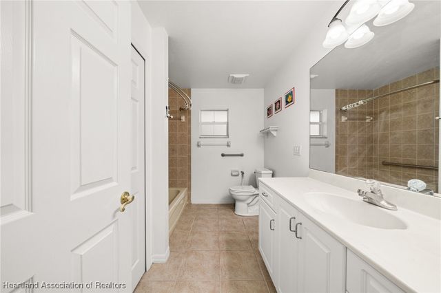 5811 Twisted Oaks Drive, Sebring, FL 33876