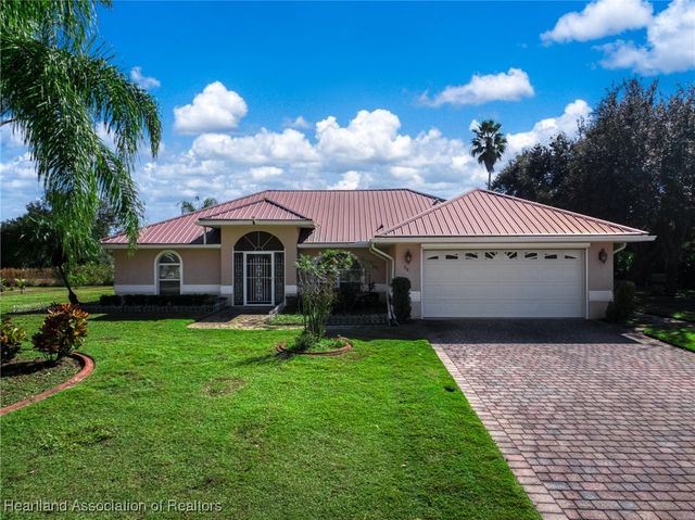 5811 Twisted Oaks Drive, Sebring, FL 33876