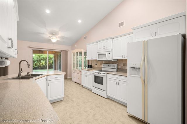 5811 Twisted Oaks Drive, Sebring, FL 33876