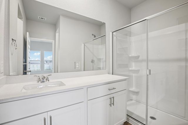 104 Summer DR, Elgin, TX 78621