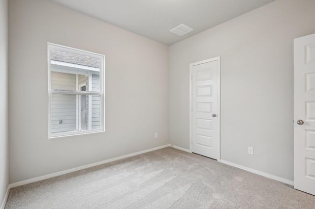 104 Summer DR, Elgin, TX 78621