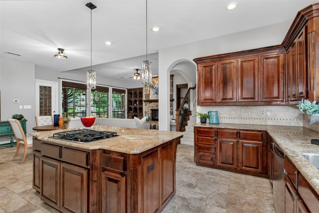 904 Crestmoor Drive, Allen, TX 75013