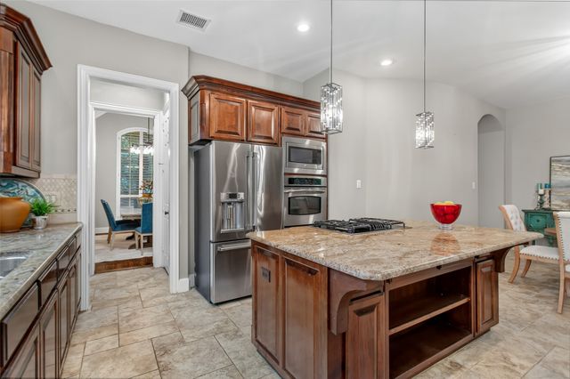 904 Crestmoor Drive, Allen, TX 75013