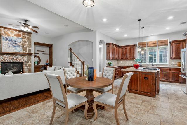 904 Crestmoor Drive, Allen, TX 75013