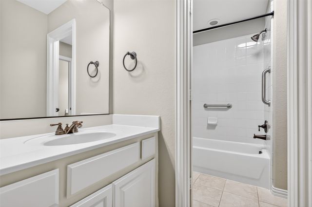 904 Crestmoor Drive, Allen, TX 75013