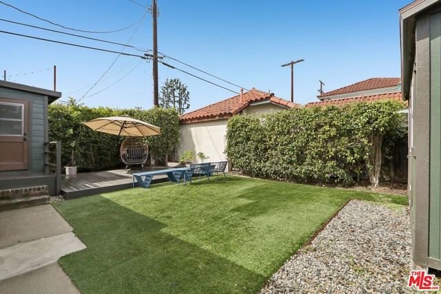 2747 Denby Avenue, Los Angeles, CA 90039