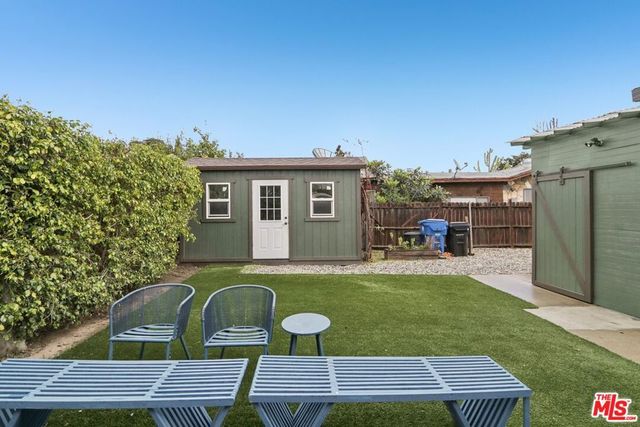2747 Denby Avenue, Los Angeles, CA 90039