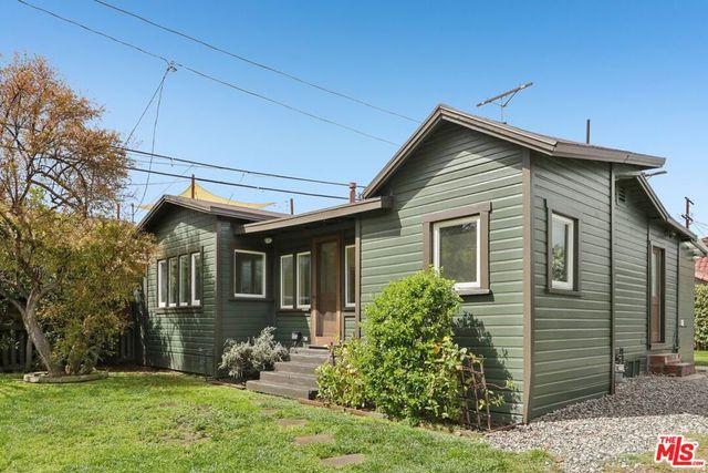 2747 Denby Avenue, Los Angeles, CA 90039