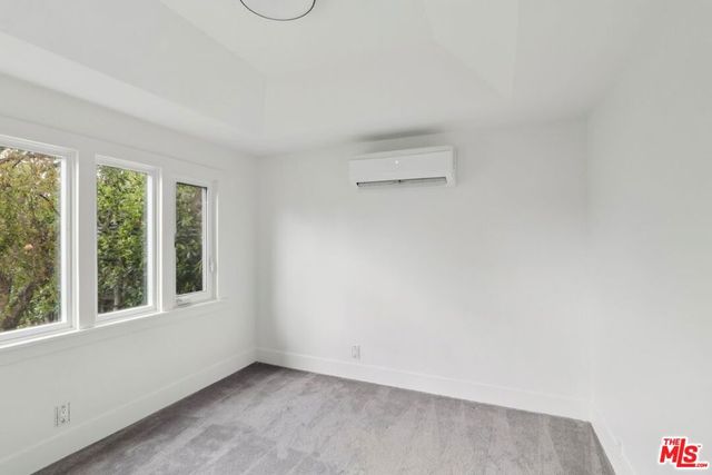 2747 Denby Avenue, Los Angeles, CA 90039