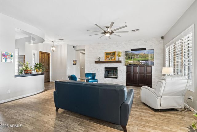 41802 N ROLLING GREEN Way, Anthem, AZ 85086