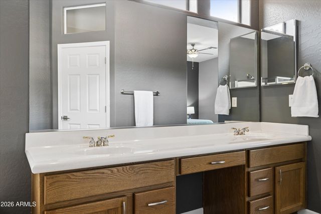 41802 N ROLLING GREEN Way, Anthem, AZ 85086