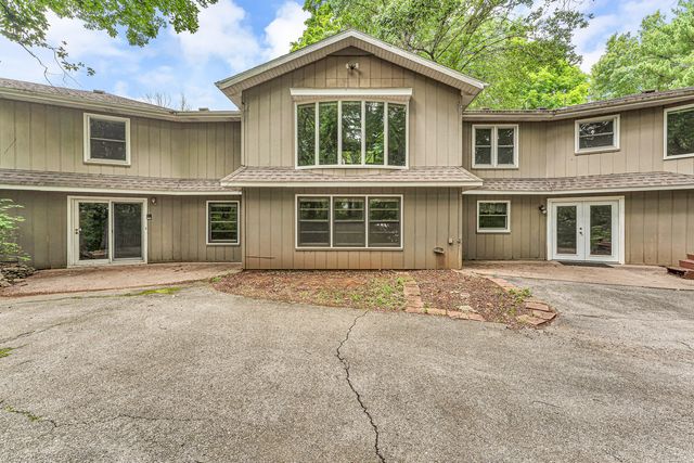 5450 S Farm Road 137, Springfield, MO 65810