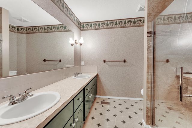5450 S Farm Road 137, Springfield, MO 65810