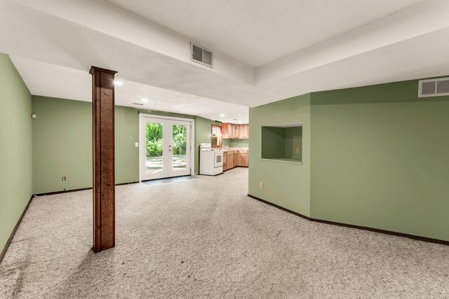 5450 S Farm Road 137, Springfield, MO 65810