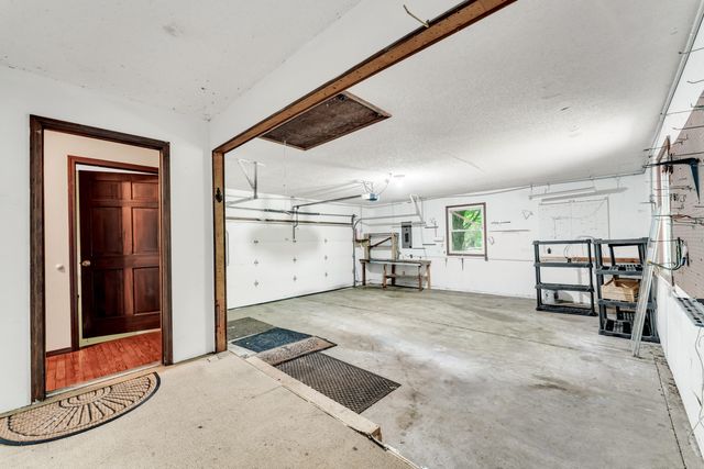 5450 S Farm Road 137, Springfield, MO 65810