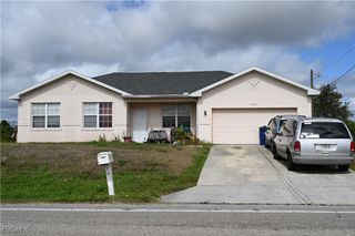 4004 8th ST SW, Lehigh Acres, FL 33976
