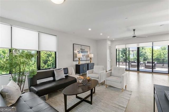 914 Lenox Boulevard NE, Atlanta, GA 30324